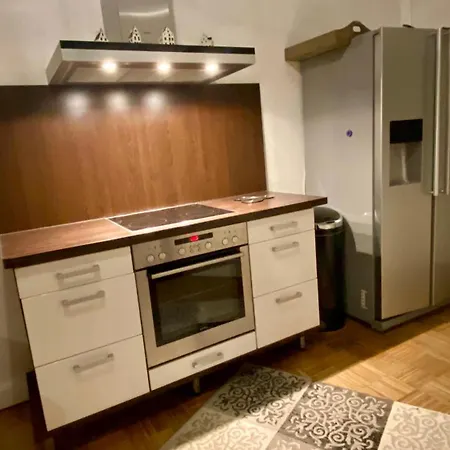 דירה Schloss Badow