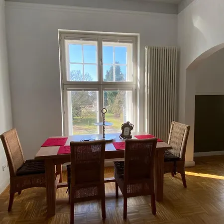 Schloss * Badow