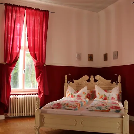 Schloss Badow